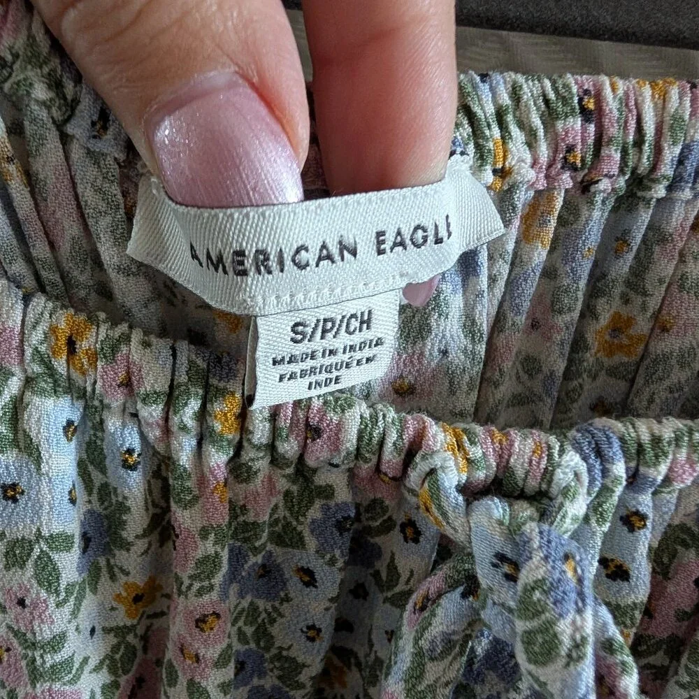 American Eagle Floral Romper Pastel Elastic Waist Small Cottagecore Feminine - Picture 3 of 11
